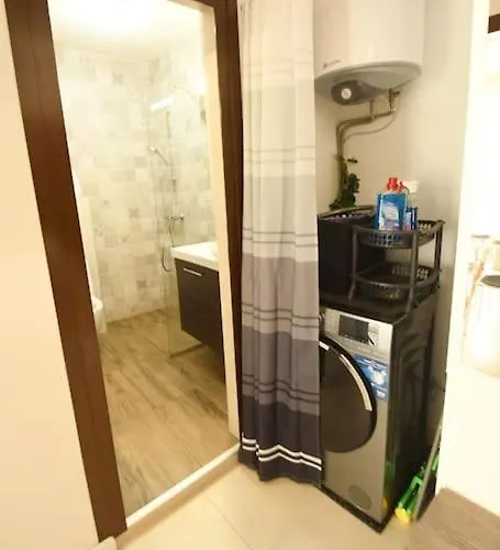 Inb Banishora Spot *